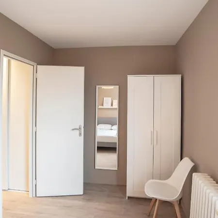 Appartement Envie Lyonnaise Location - 14 Personnes - Terrasse - Wifi Fibre Optic *