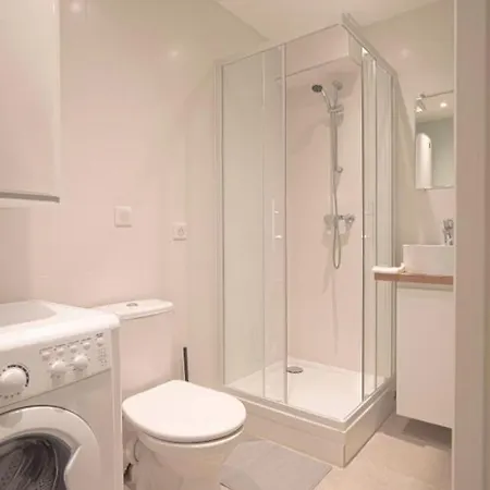 Envie Lyonnaise Location - 14 Personnes - Terrasse - Wifi Fibre Optic *